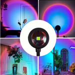 USB-powered sunset lamp creating decorative lighting for photography and selfies